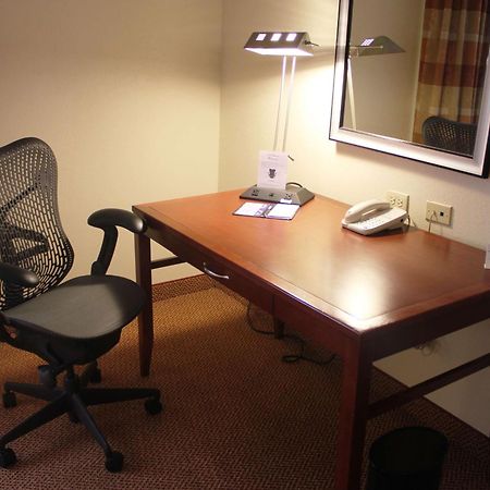 Hilton Garden Inn Starkville Extérieur photo