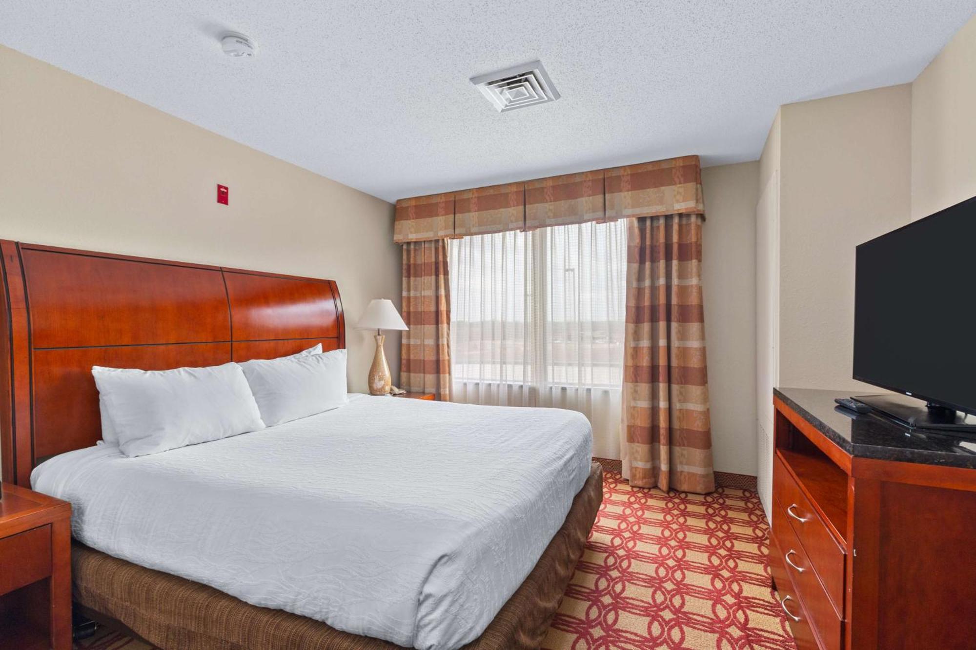 Hilton Garden Inn Starkville Extérieur photo