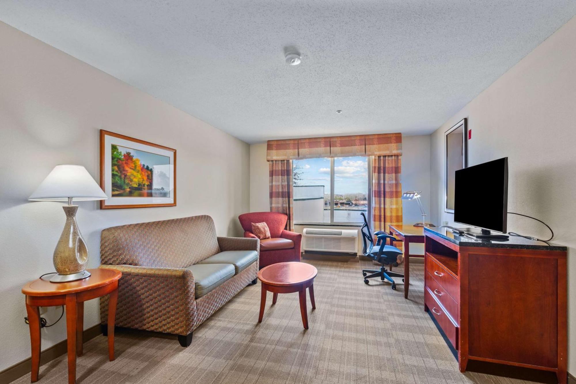 Hilton Garden Inn Starkville Extérieur photo