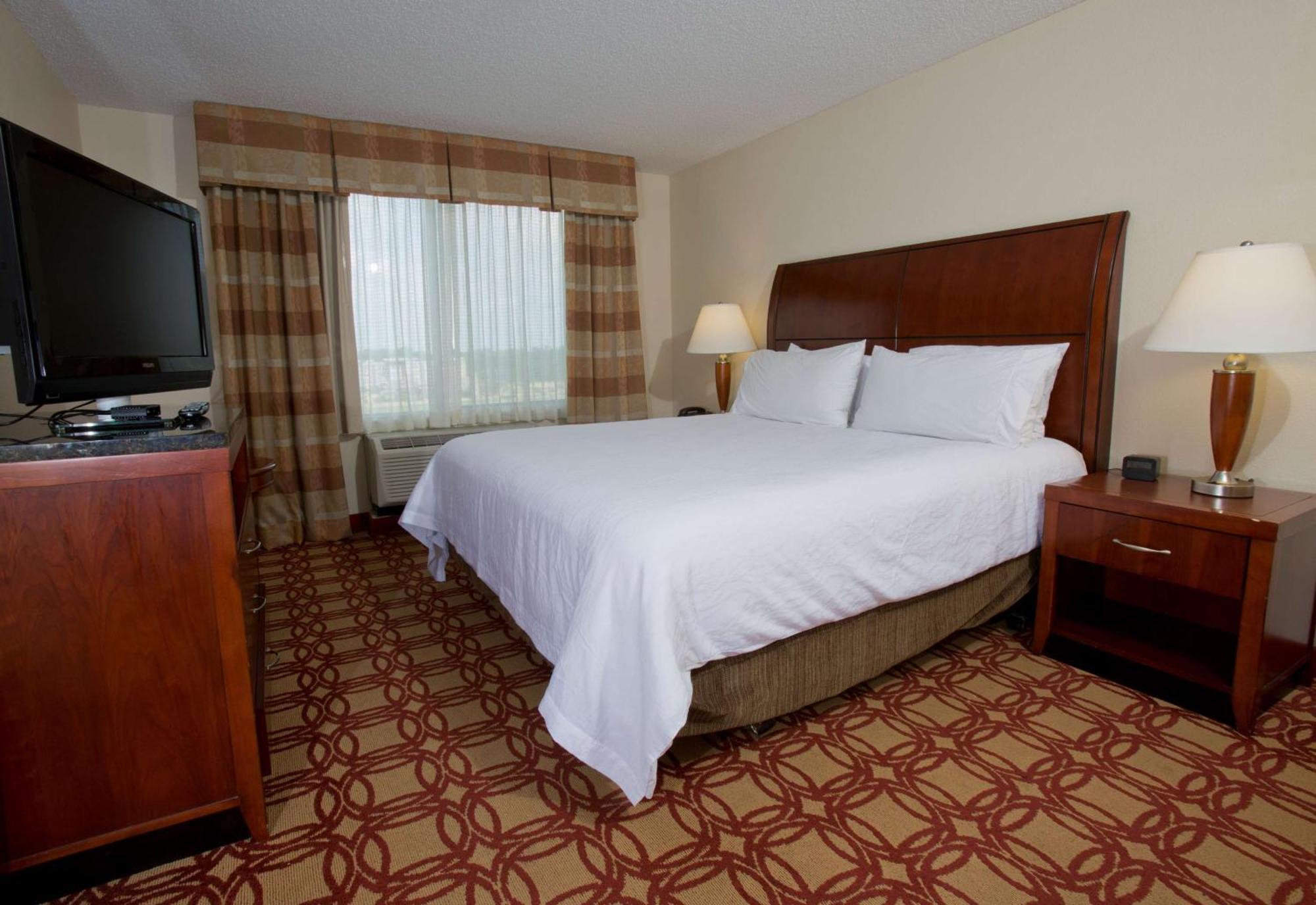 Hilton Garden Inn Starkville Extérieur photo
