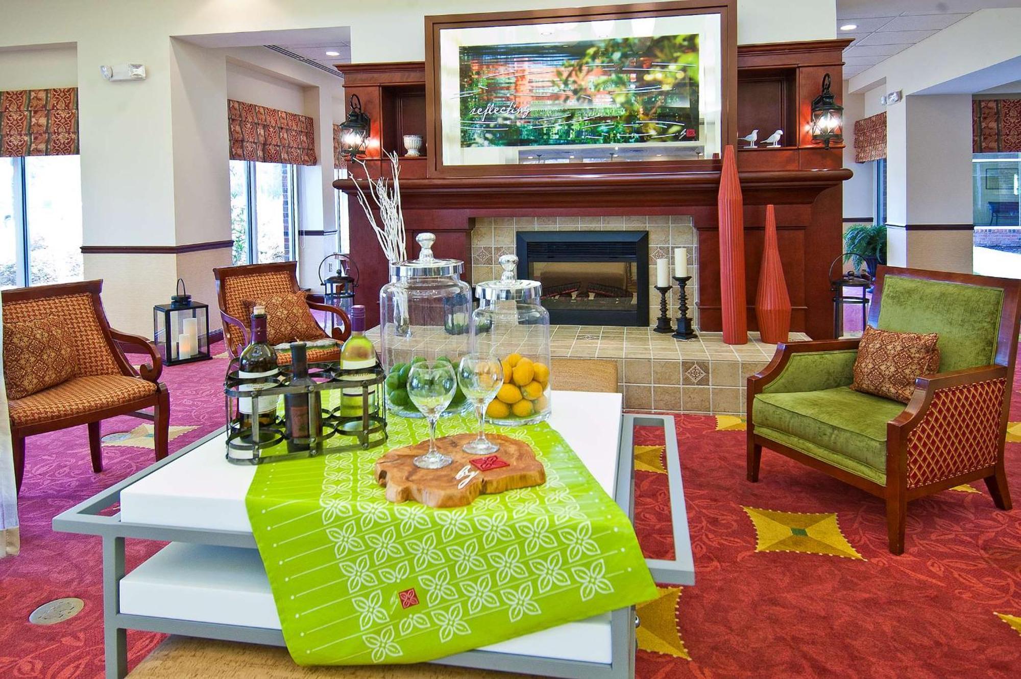 Hilton Garden Inn Starkville Extérieur photo