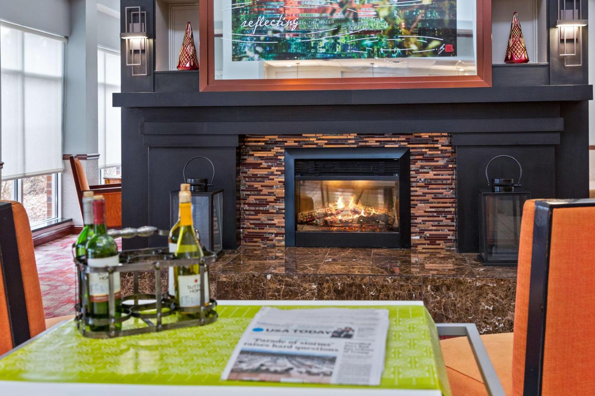 Hilton Garden Inn Starkville Extérieur photo